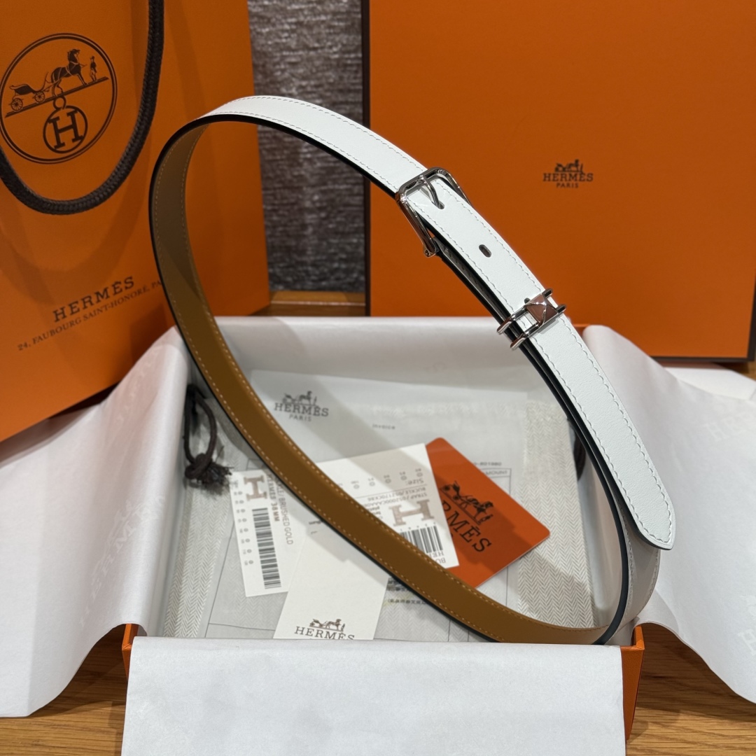 Hermès Mini Clou 20 White Swift Calfskin Leather Belt with Gold Plated Buckle 4 cmp i1754113978081 2441 0 7