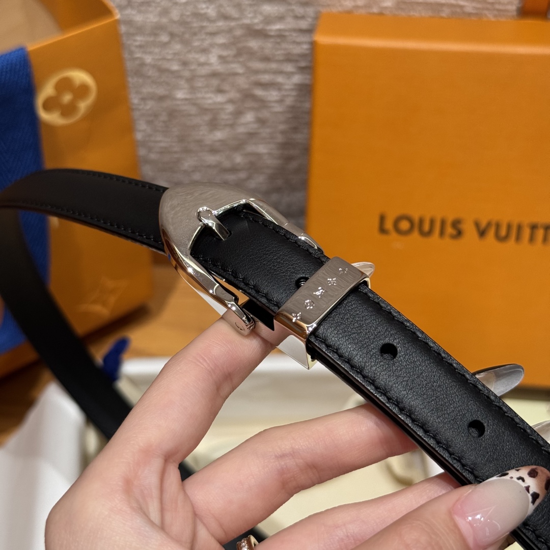 LOUIS VUITTON Timeless 20mm Leather Belt with Monogram Flower Details 6 cmp i1755865129506 4307 0 8