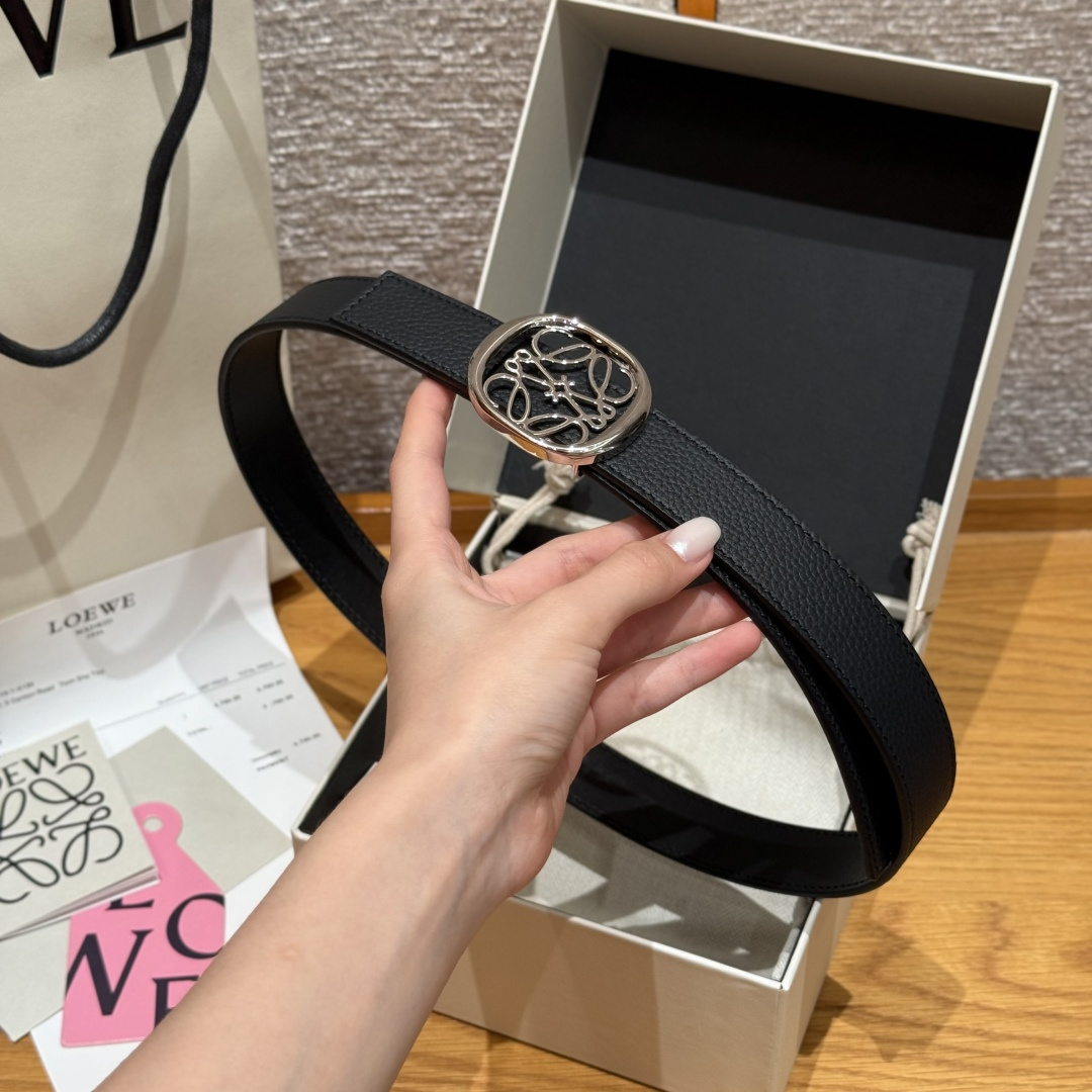 Loewe 罗意威