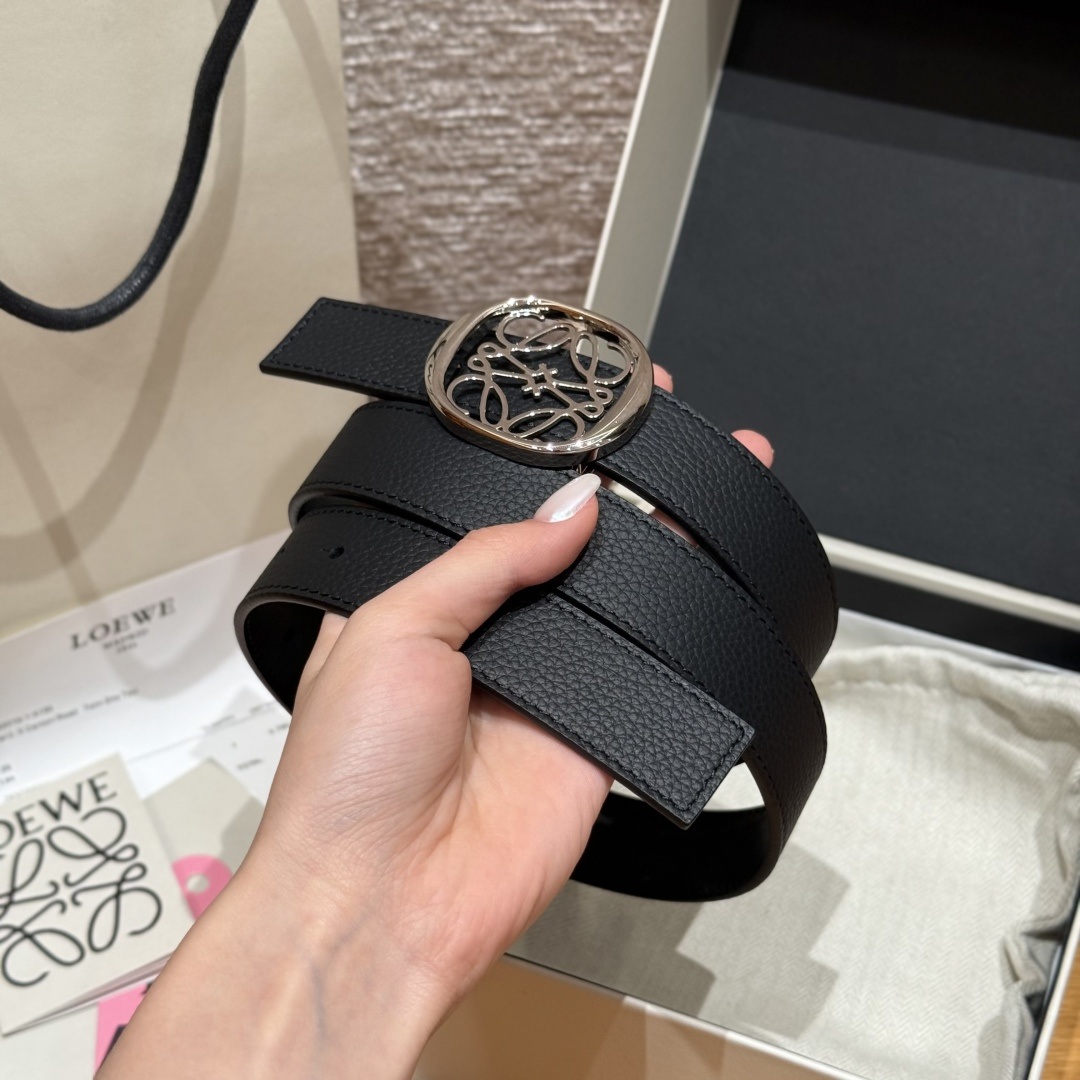 Loewe 罗意威