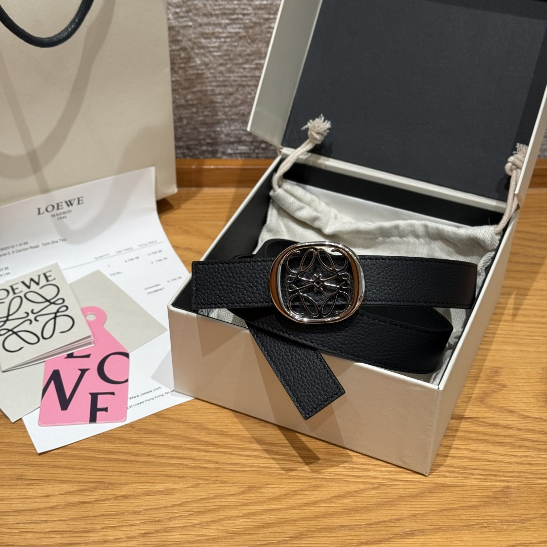 Loewe 罗意威