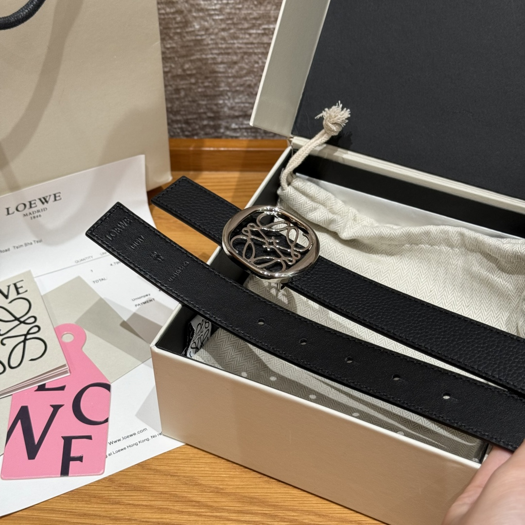 Loewe 罗意威