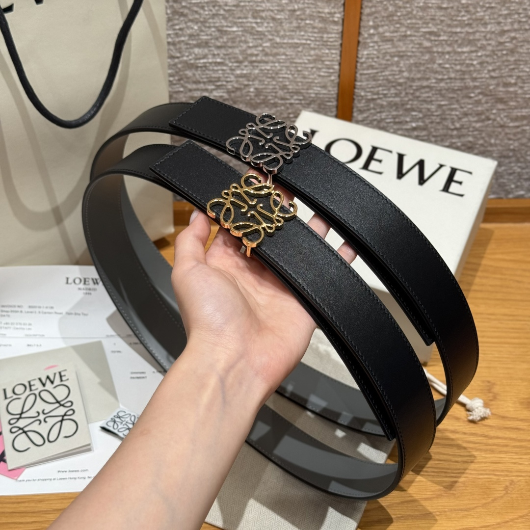 Loewe 罗意威