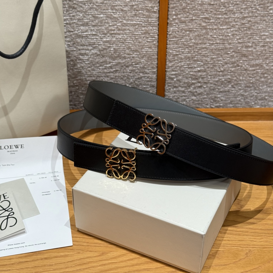 Loewe 罗意威