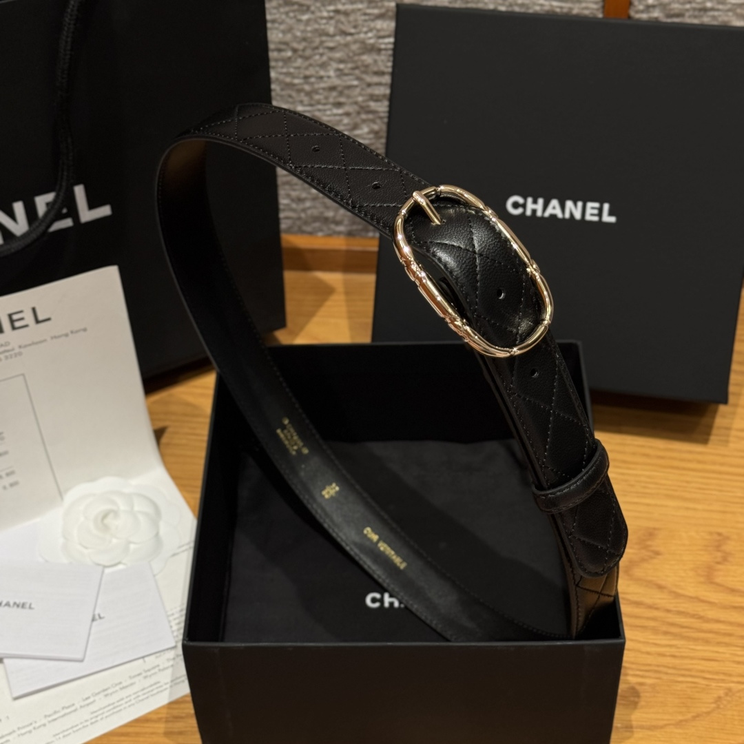 香家新款女士腰带 这款采用双面小牛皮腰带-Chinese UA Cheap High Quatity Brand Clothes Bags handbags Sneakers wholesale wholesaler seller from China Factory suppliers Fashion Clothing Shoes best Quality Beautiful Price 香家新款女士腰带 这款采用双面小牛皮腰带
