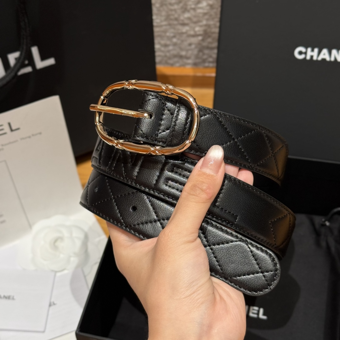 香家新款女士腰带 这款采用双面小牛皮腰带-Chinese UA Cheap High Quatity Brand Clothes Bags handbags Sneakers wholesale wholesaler seller from China Factory suppliers Fashion Clothing Shoes best Quality Beautiful Price 香家新款女士腰带 这款采用双面小牛皮腰带