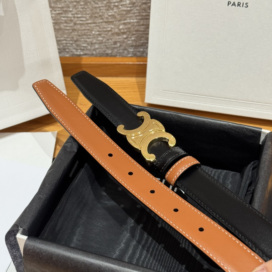 -凯旋门家新款ALIX 中号25毫米双面腰带 这款采用牛皮革 金属饰面 25毫米