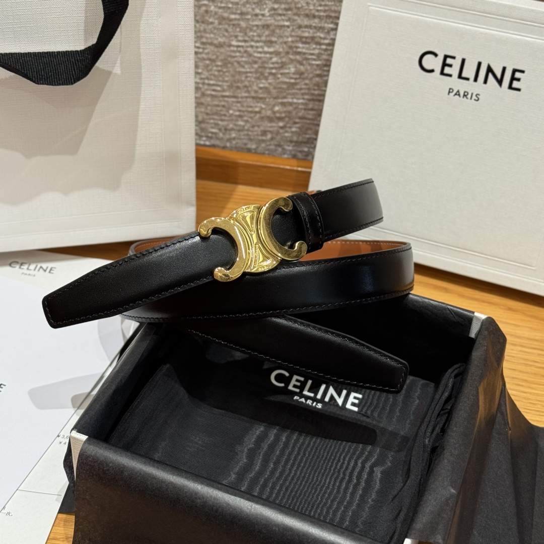 -凯旋门家新款ALIX 中号25毫米双面腰带 这款采用牛皮革 金属饰面 25毫米