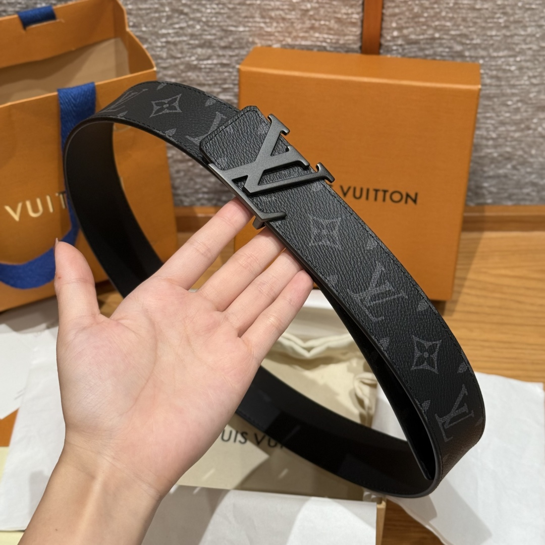 루이비통 인터리아 40mm 리버시블 벨트 상세 이미지 4