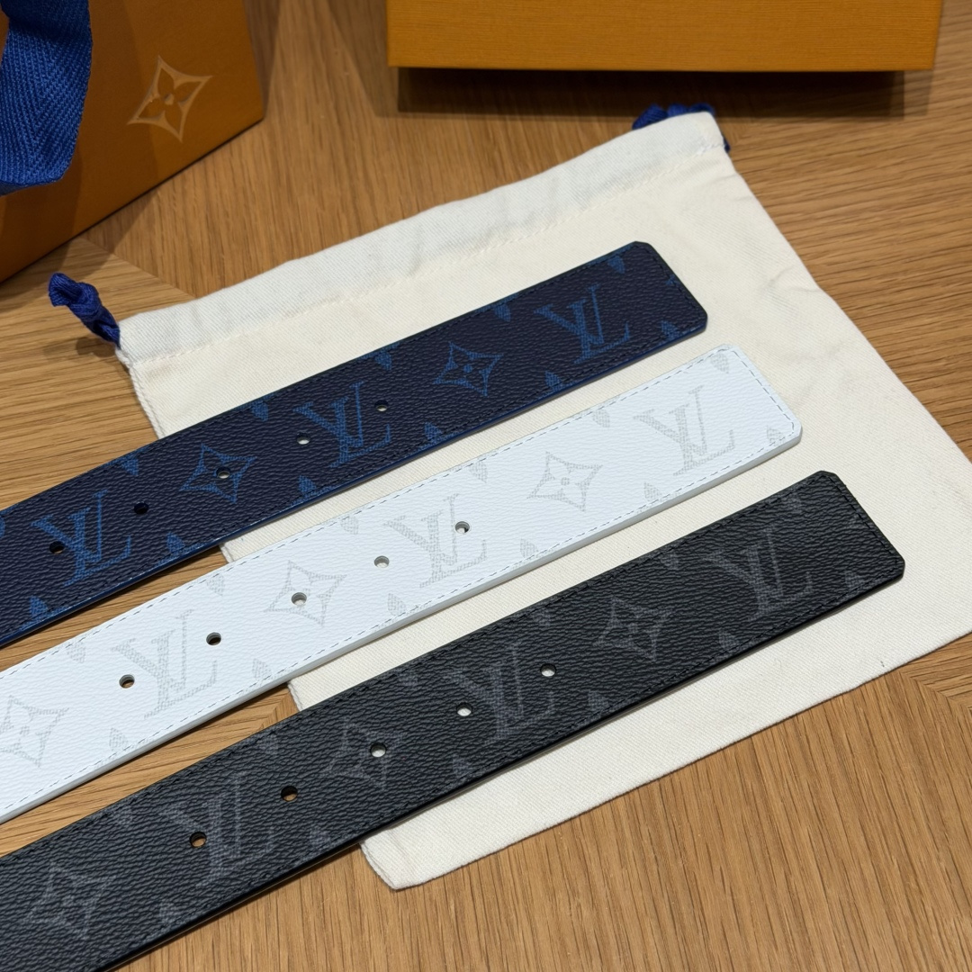 루이비통 이니셜 양면 40mm 가죽 벨트 상세 이미지 4