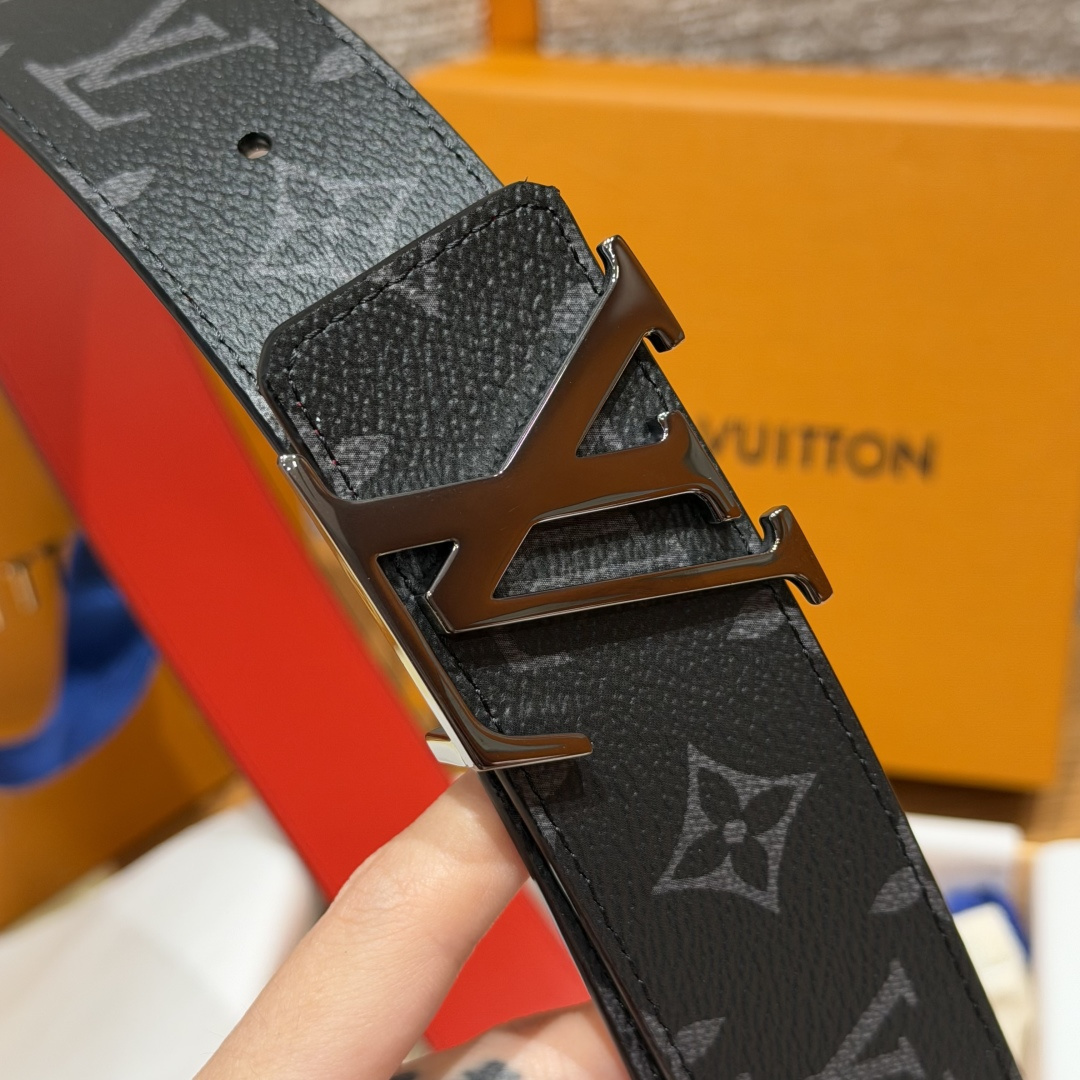 루이비통 이니셜 40mm 리버시블 벨트 상세 이미지 5