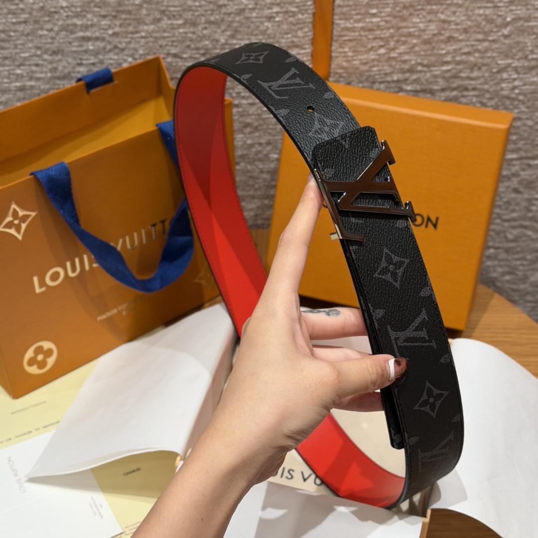루이비통 이니셜 40mm 리버시블 벨트 상세 이미지 4