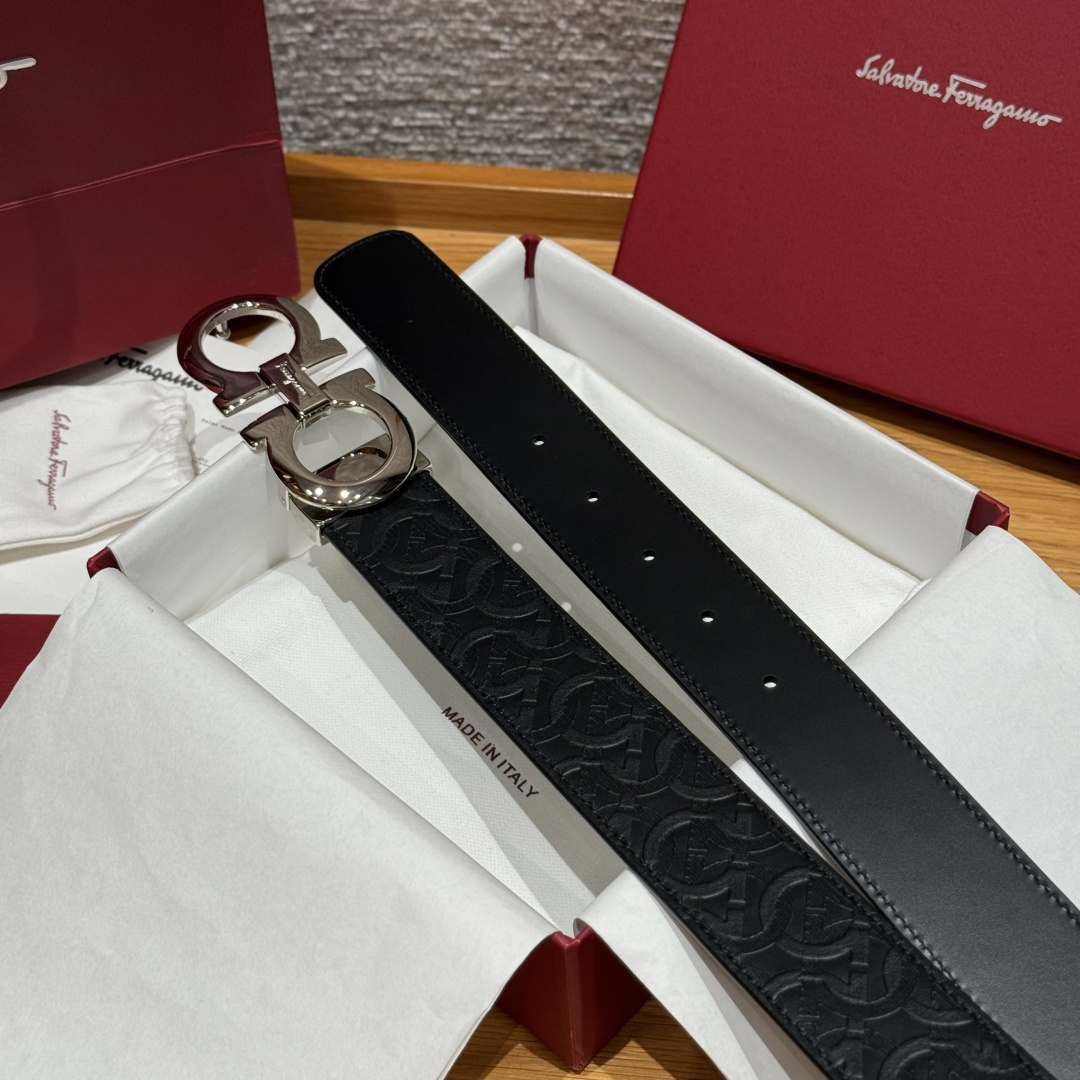 SF双面可调式Gancini皮带这款皮带是品牌的经典配饰之一，高贵优雅，经典不衰，这款皮带配有经典Gan