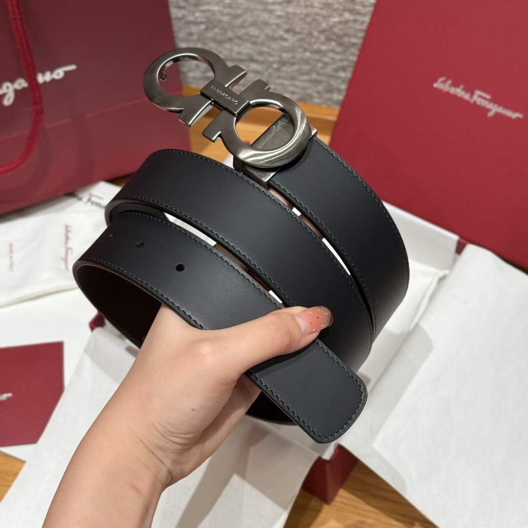 SF双面可调式Gancini皮带这款皮带是品牌的经典配饰之一，高贵优雅，经典不衰，这款皮带配有经典Gan