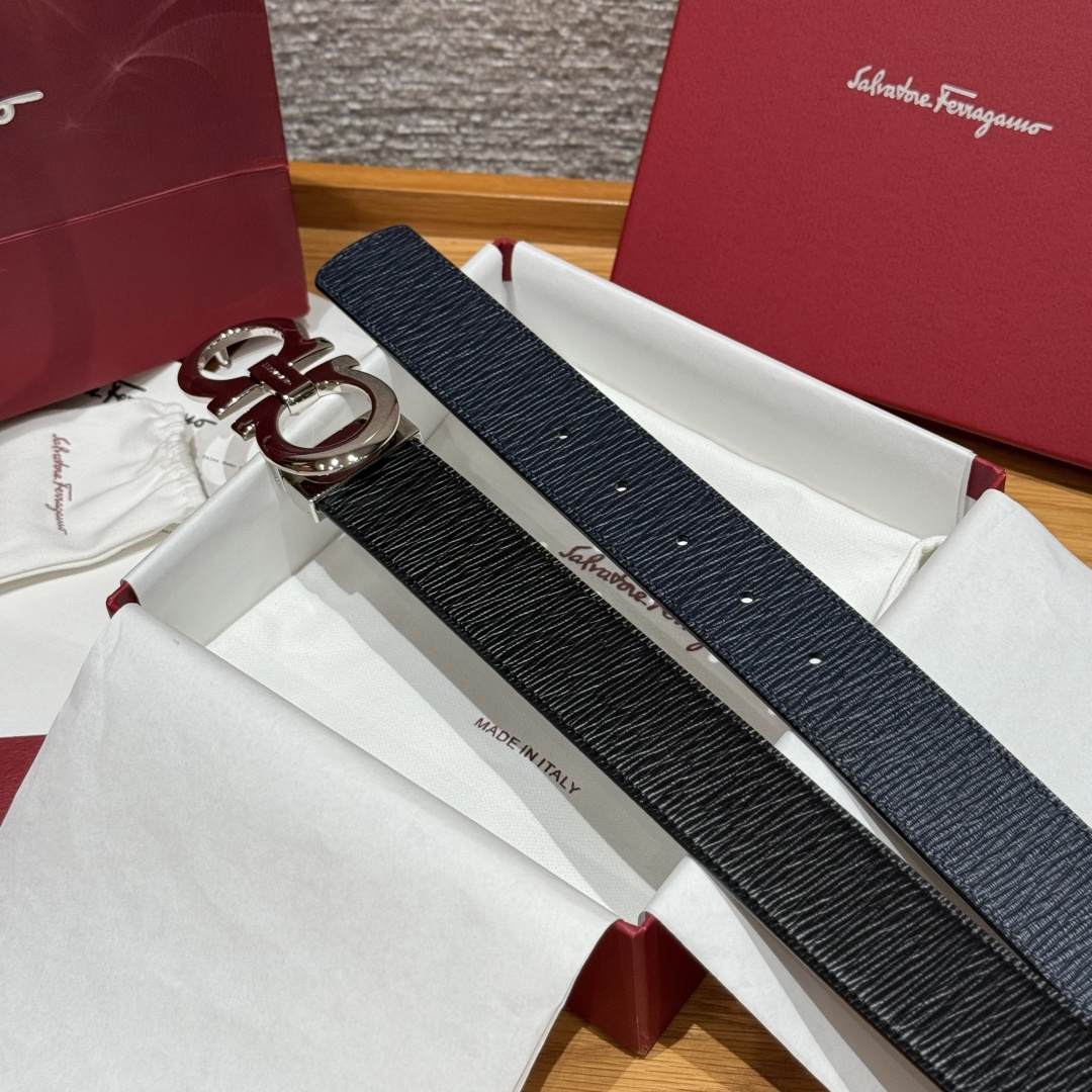 SF双面可调式Gancini皮带这款皮带是品牌的经典配饰之一，高贵优雅，经典不衰，这款皮带配有经典Gan