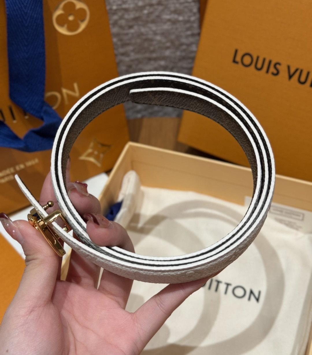 루이비통 플라워그램 20mm 벨트 상세 이미지 3