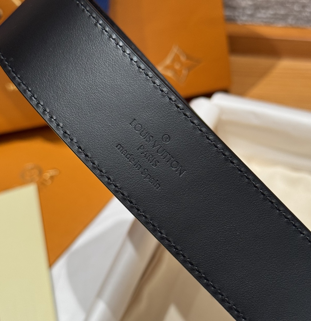 루이비통 트리옹 가죽 벨트 상세 이미지 8