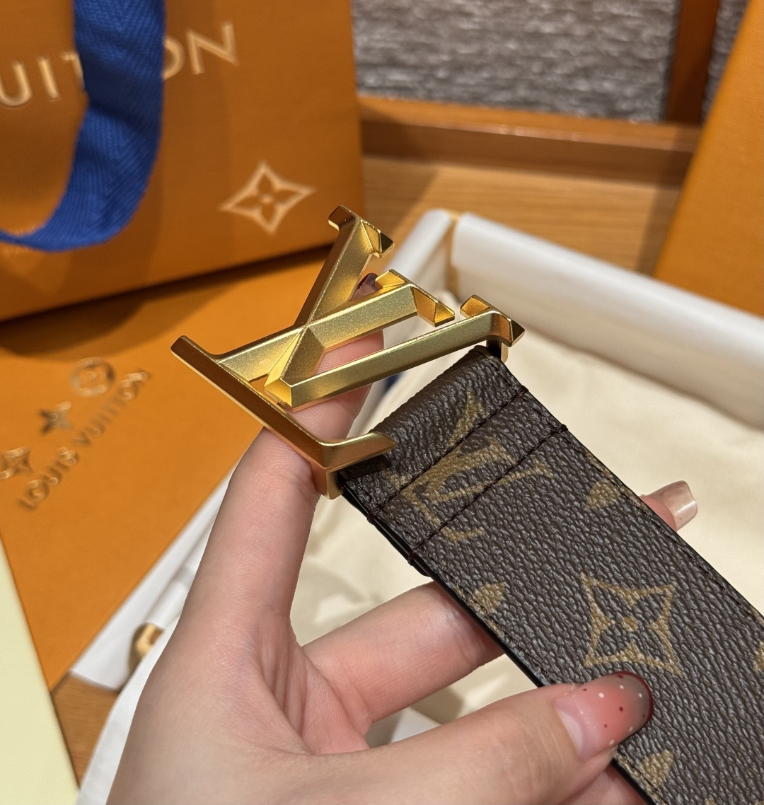 루이비통 파이라미드 버클 40mm 벨트 상세 이미지 6