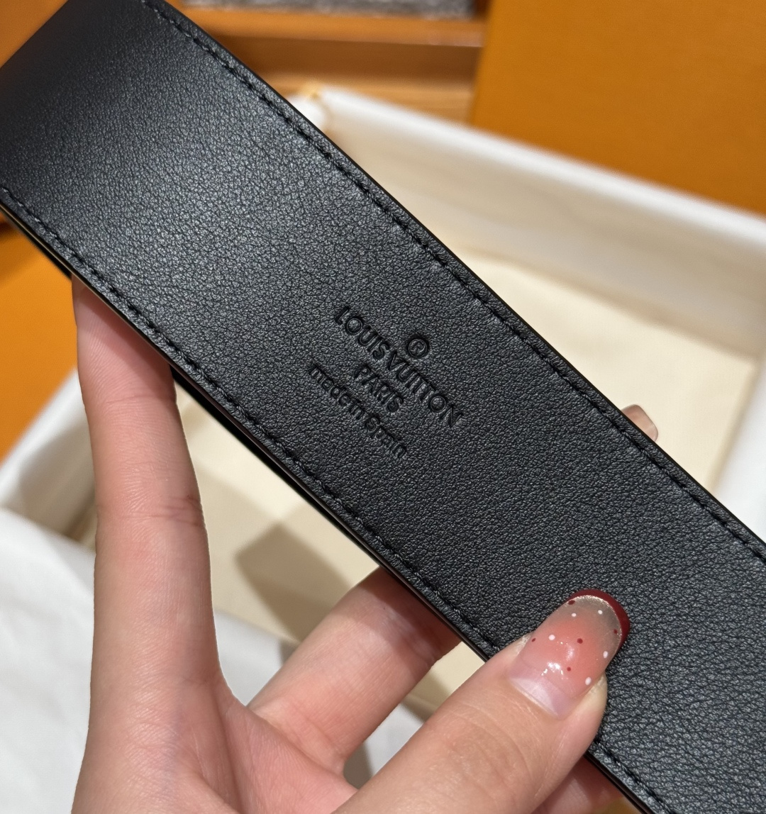 루이비통 피라미드 40mm 리버시블 벨트 상세 이미지 8