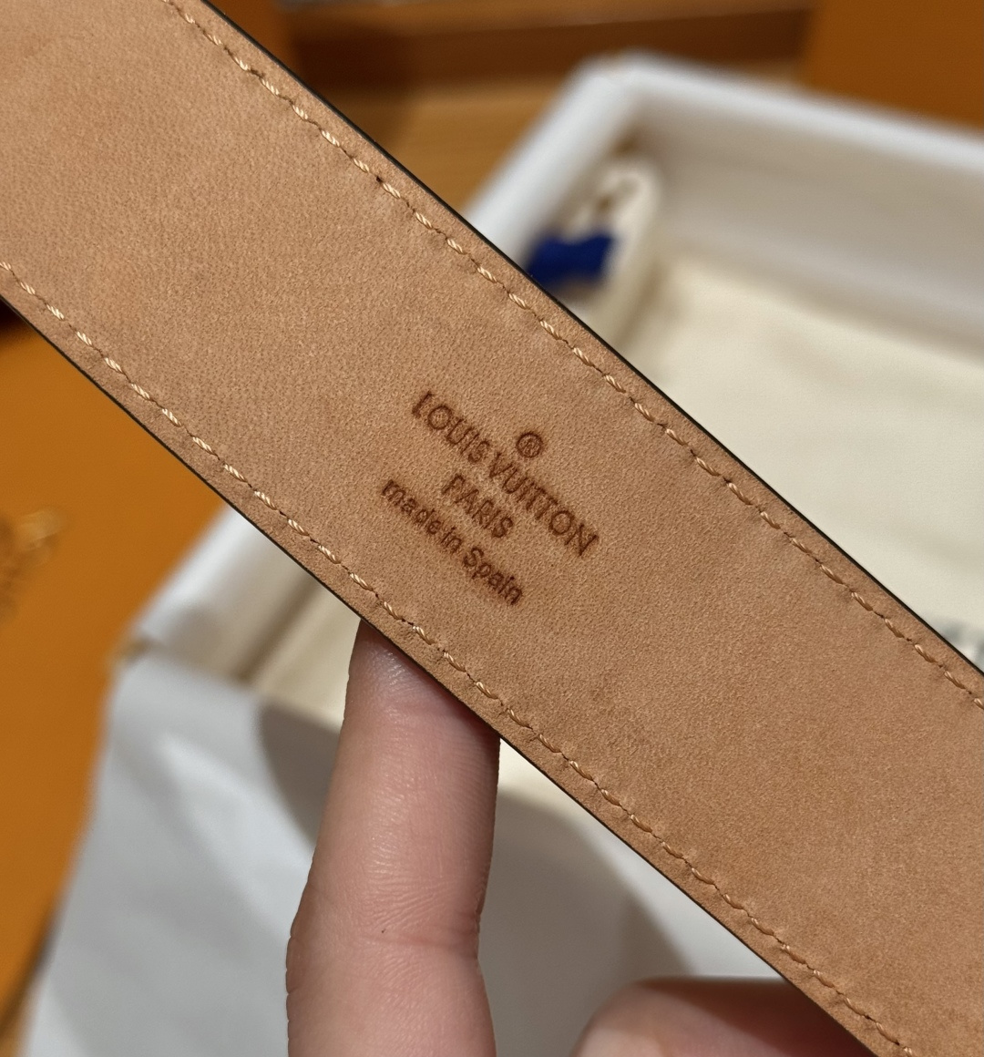 루이비통 폰느프 모노그램 스웨이드 벨트 상세 이미지 8