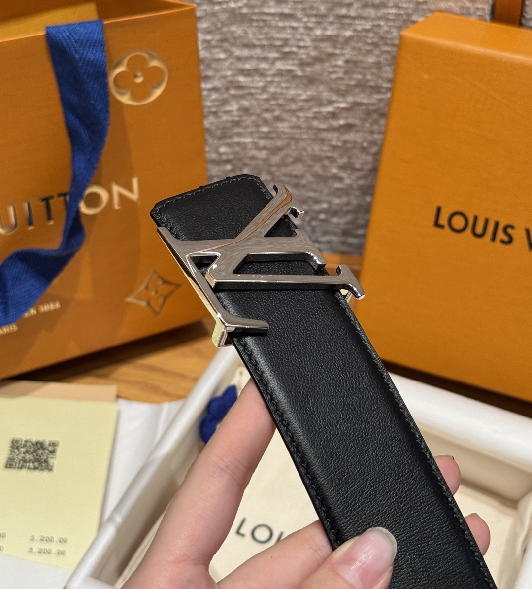 루이비통 TAURILLON 40mm 리버서블 벨트 상세 이미지 7