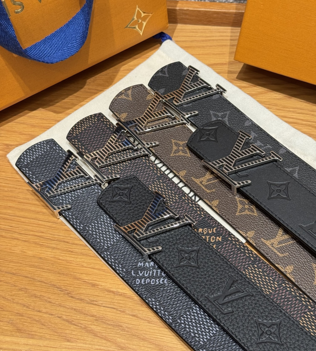 루이비통 디멘션 리버시블 40mm 벨트 상세 이미지 3