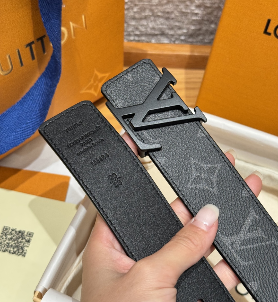 루이비통 JD350 이니셜 리버시블 벨트 상세 이미지 7