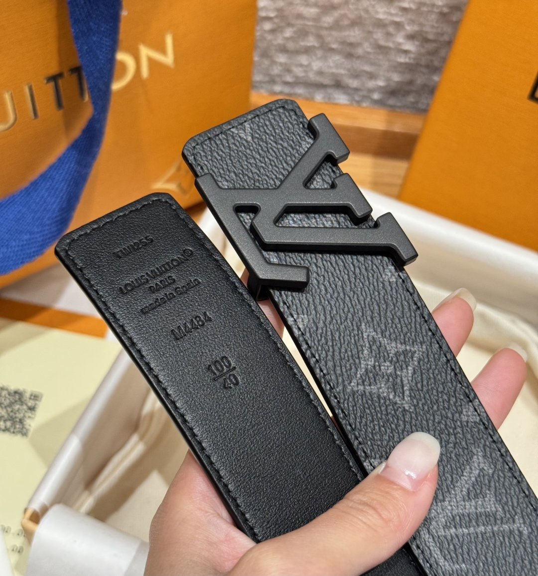 루이비통 JD350 이니셜 리버시블 벨트 상세 이미지 7