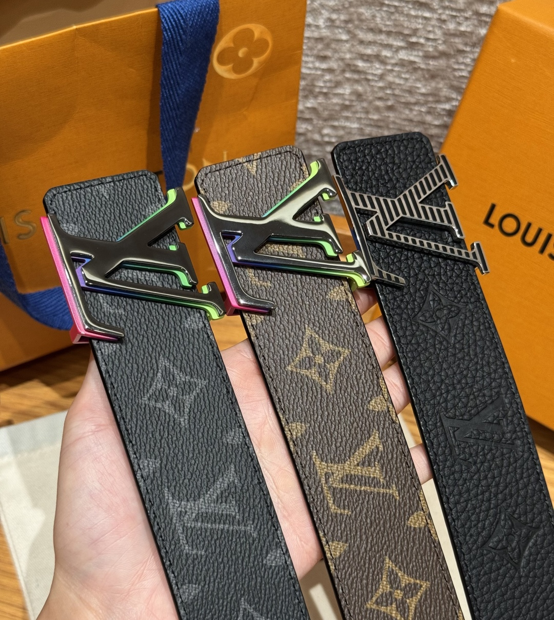 루이비통 JD350 이니셜 리버시블 벨트 상세 이미지 3