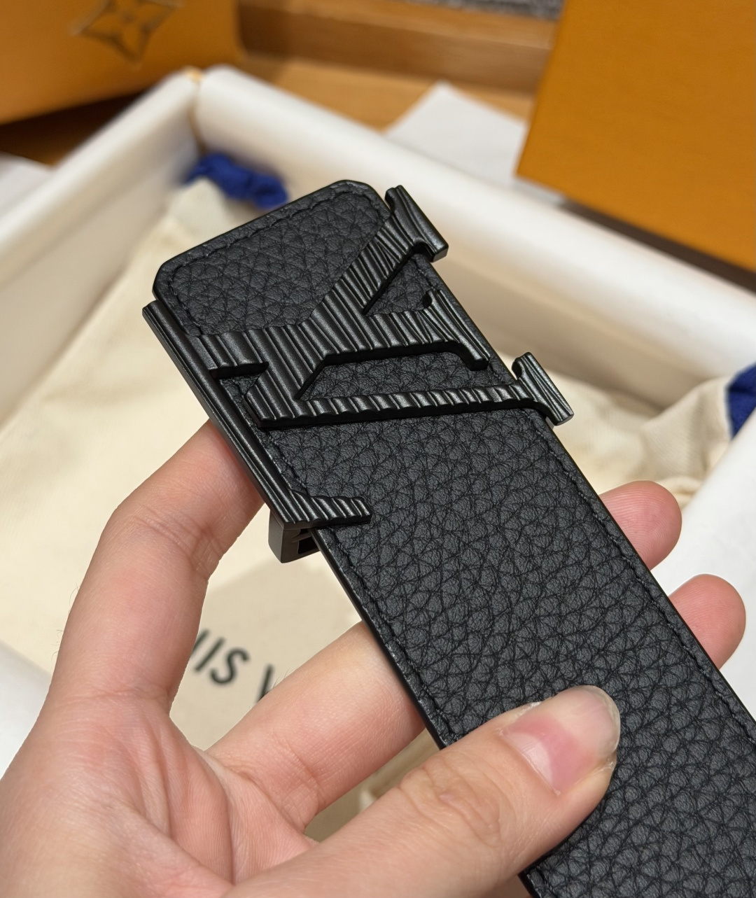 루이비통 토리용 40mm 리버서블 벨트 상세 이미지 7