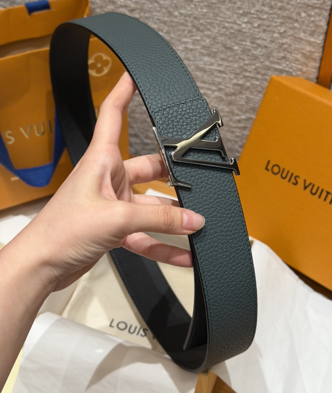 루이비통 토리용 40mm 리버서블 벨트 상세 이미지 4