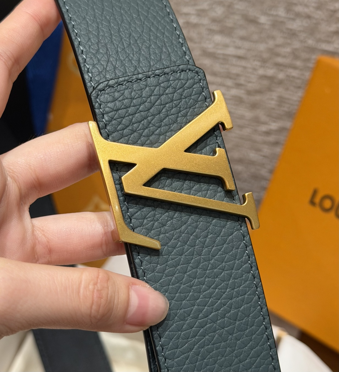 루이비통 토리용 40mm 리버시블 벨트 상세 이미지 5