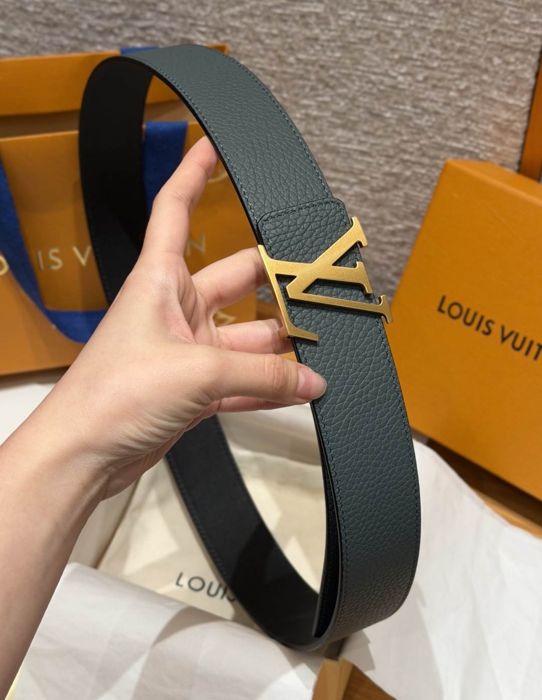 루이비통 토리용 40mm 리버시블 벨트 상세 이미지 4
