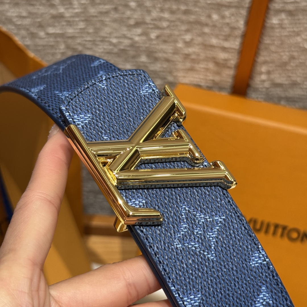 루이비통 디멘션 모노그램 헤리티지 40mm 리버서블 벨트 상세 이미지 4