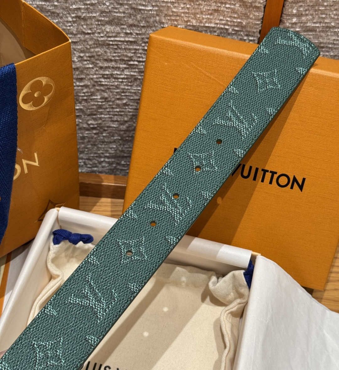 루이비통 디멘션 모노그램 헤리티지 40mm 리버시블 벨트 상세 이미지 8