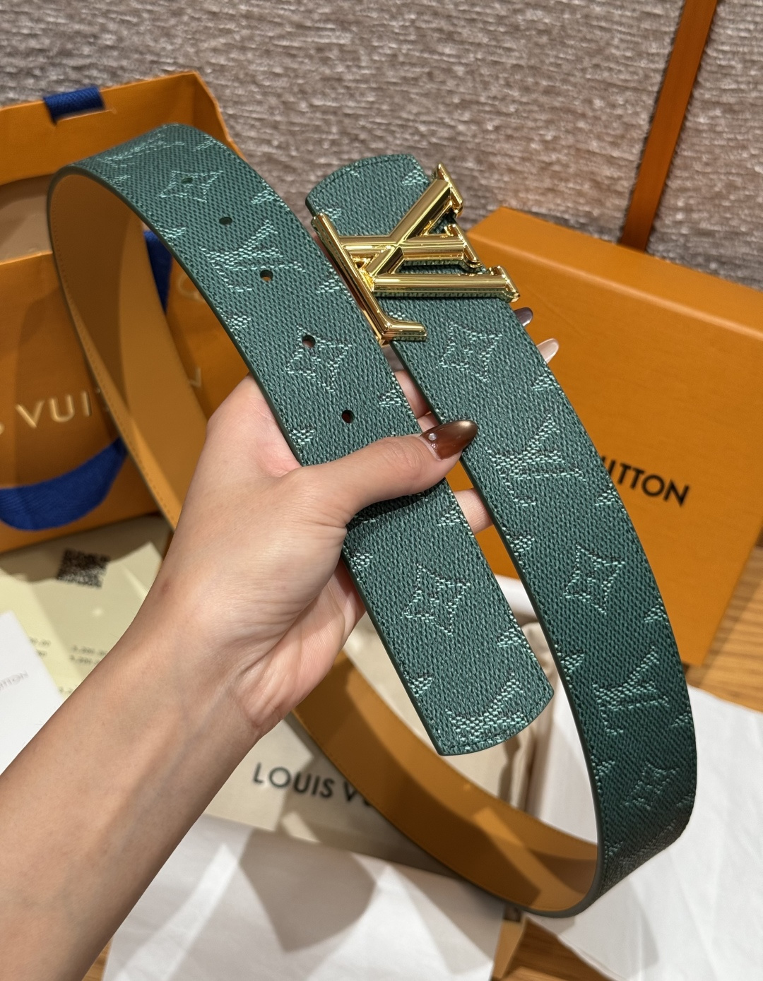 루이비통 디멘션 모노그램 헤리티지 40mm 리버시블 벨트 상세 이미지 5