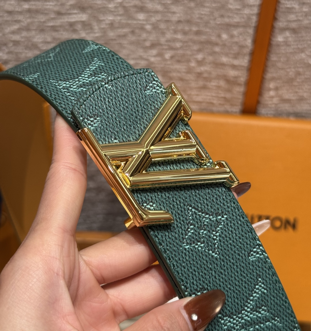 루이비통 디멘션 모노그램 헤리티지 40mm 리버시블 벨트 상세 이미지 4