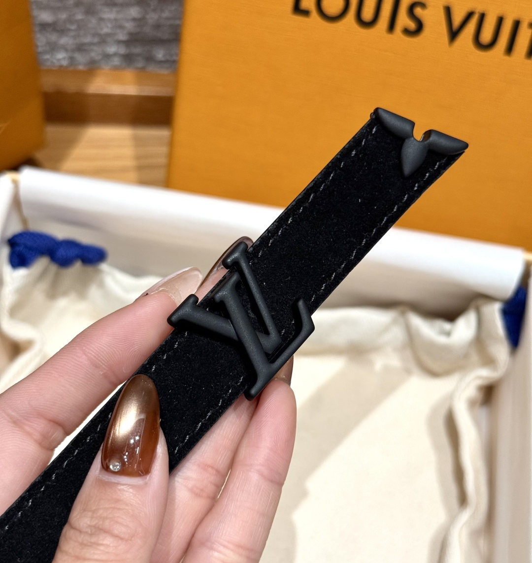 루이비통 리버시블 20mm 벨트 상세 이미지 5