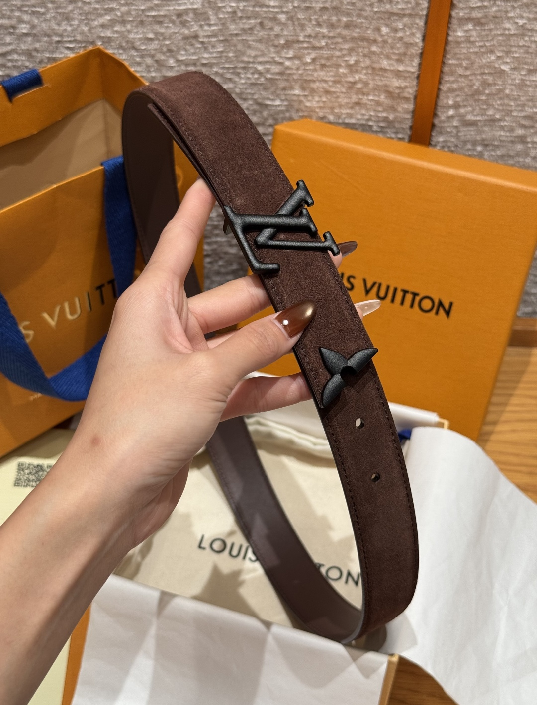 루이비통 모노그램 버클 리버시블 가죽 벨트 상세 이미지 3