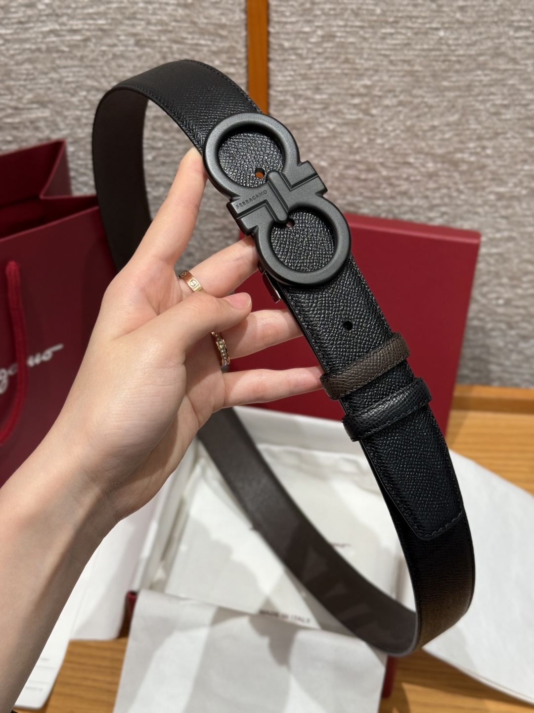 페레가모 간치니 리버시블 가죽 벨트 상세 이미지 3