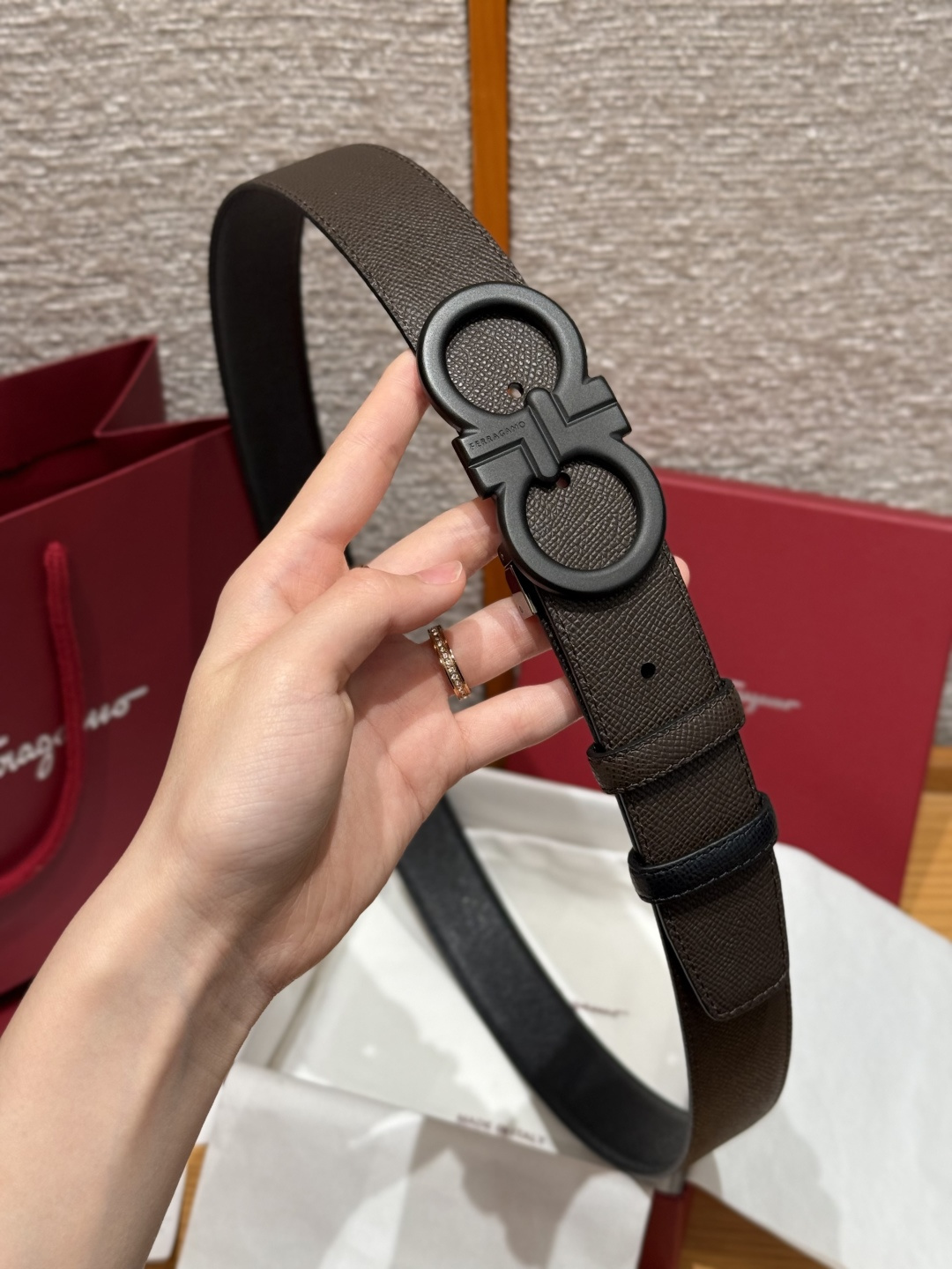 페레가모 양면 간치니 버클 가죽 벨트 상세 이미지 3