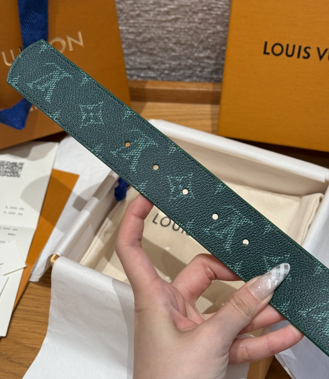 루이비통 디멘션 모노그램 헤리티지 40mm 리버시블 벨트 상세 이미지 8