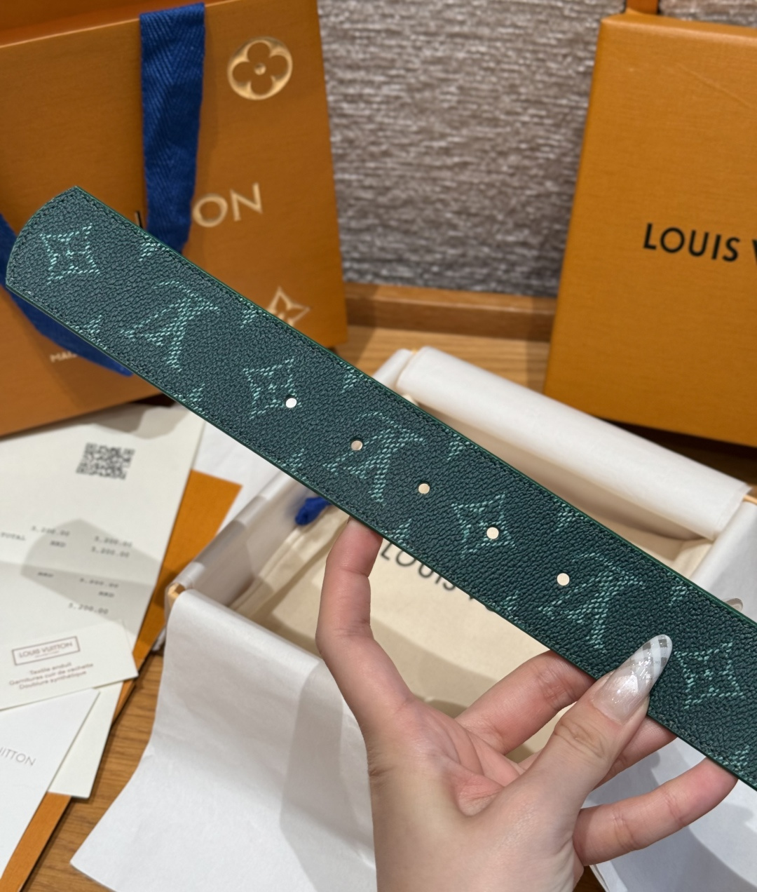 루이비통 디멘션 모노그램 헤리티지 40mm 리버시블 벨트 상세 이미지 7
