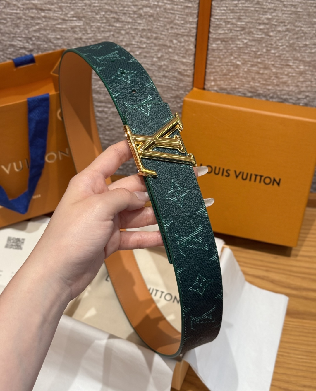 루이비통 디멘션 모노그램 헤리티지 40mm 리버시블 벨트 상세 이미지 4