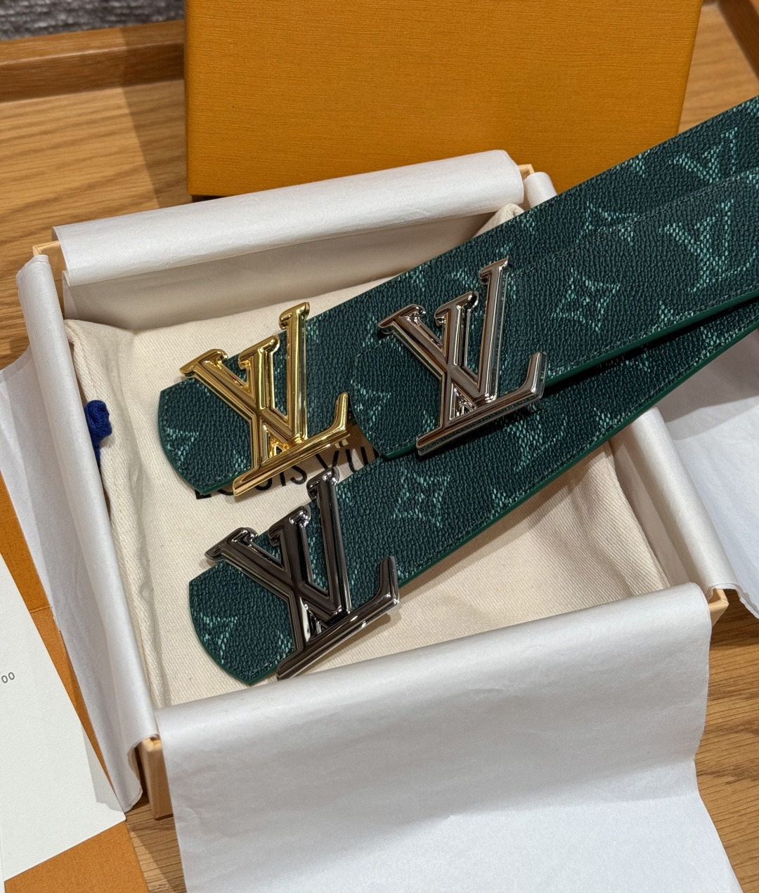 루이비통 디멘션 모노그램 헤리티지 40mm 리버시블 벨트 상세 이미지 2