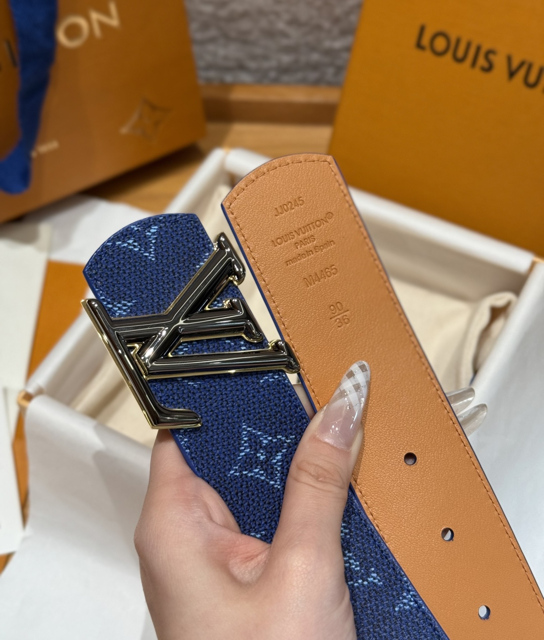 루이비통 디멘션 모노그램 헤리티지 40mm 리버시블 벨트 상세 이미지 6