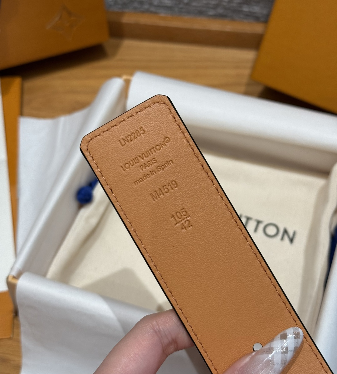 루이비통 디멘션 모노그램 헤리티지 40mm 리버서블 벨트 상세 이미지 8