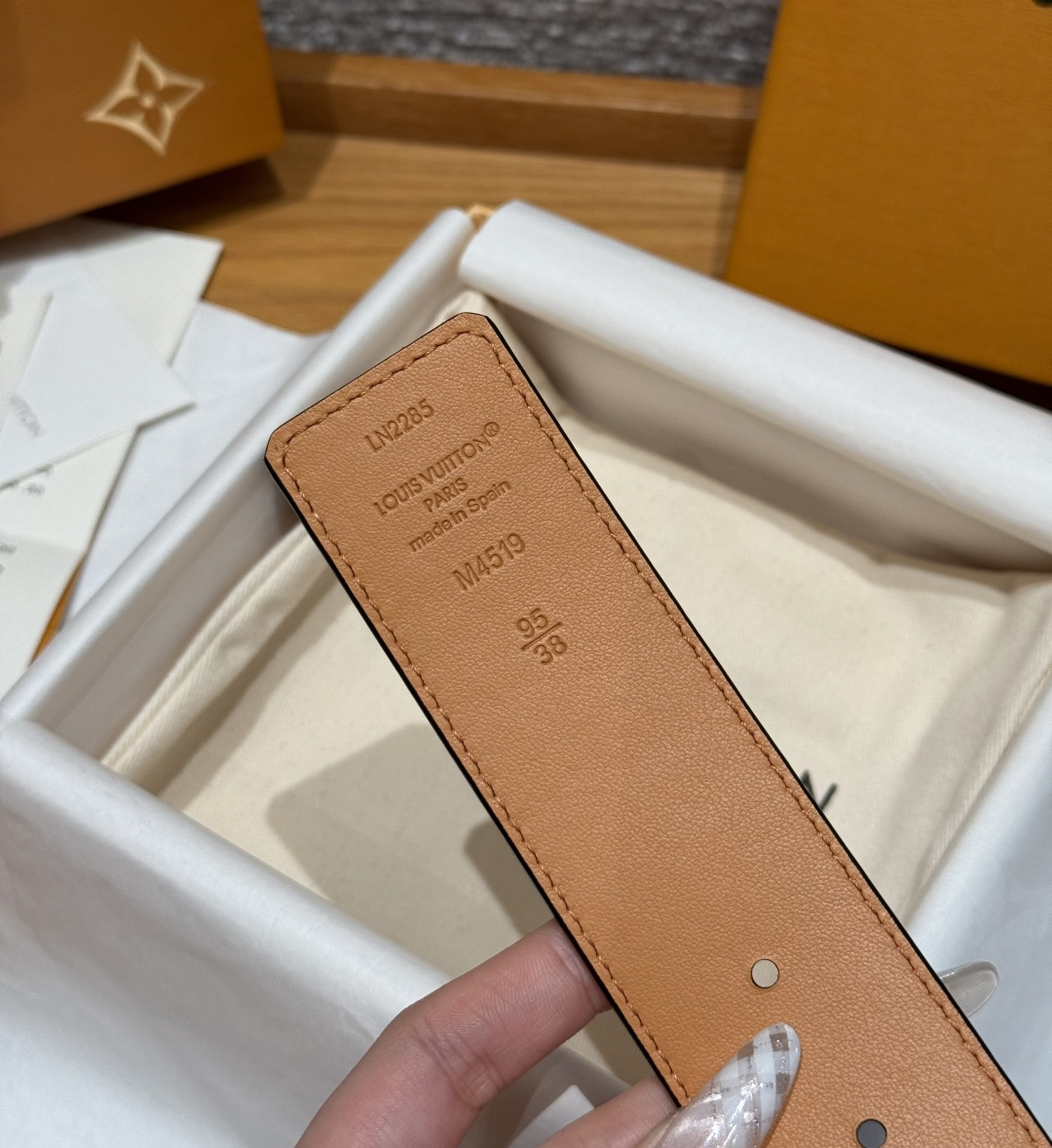 루이비통 디멘션 모노그램 헤리티지 40mm 리버시블 벨트 상세 이미지 9