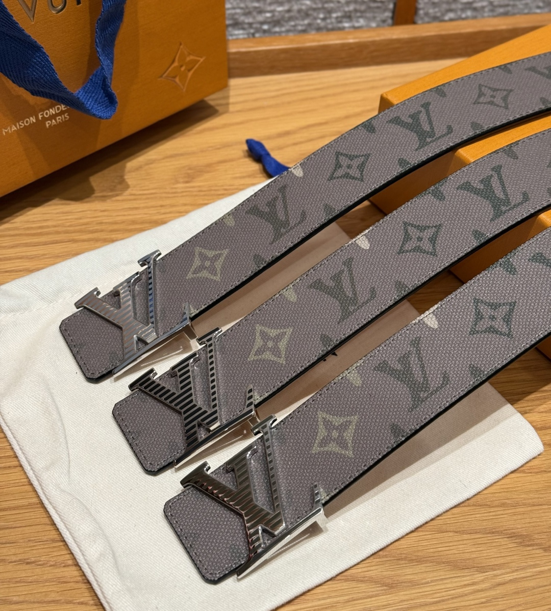루이비통 디멘션 모노그램 헤리티지 40mm 리버시블 벨트 상세 이미지 5