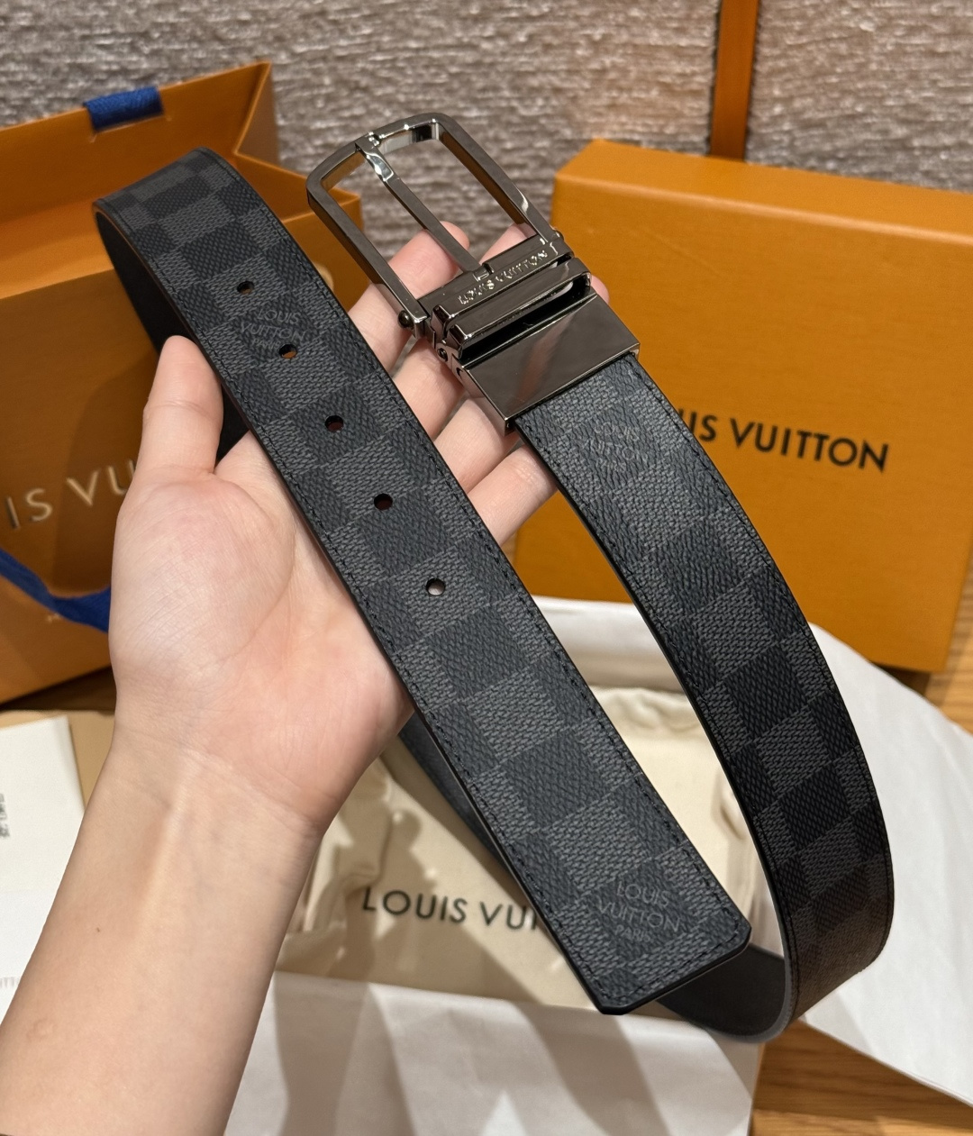 루이비통 JD350 슬렌더 35mm 리버서블 벨트 상세 이미지 6